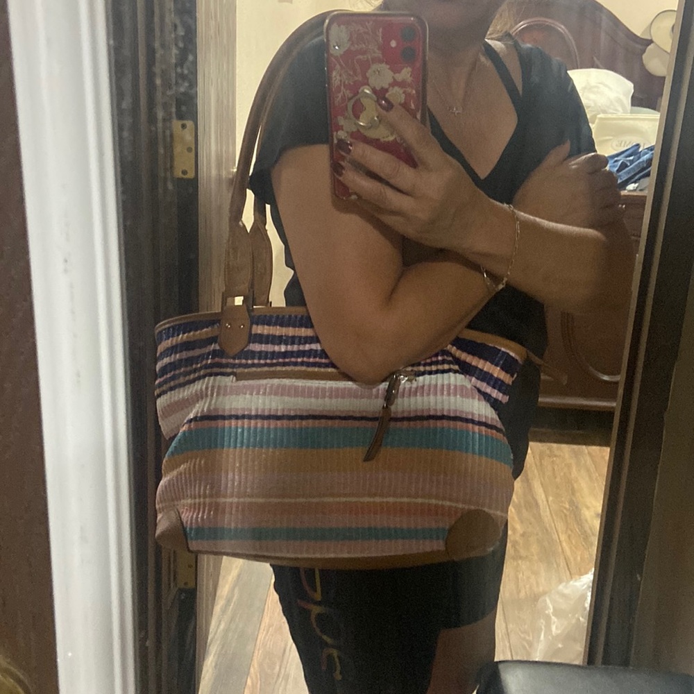 Cute Rosetti purse